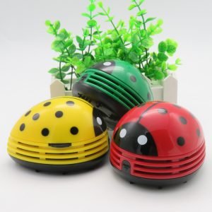 Small beetle desktop vacuum cleaner