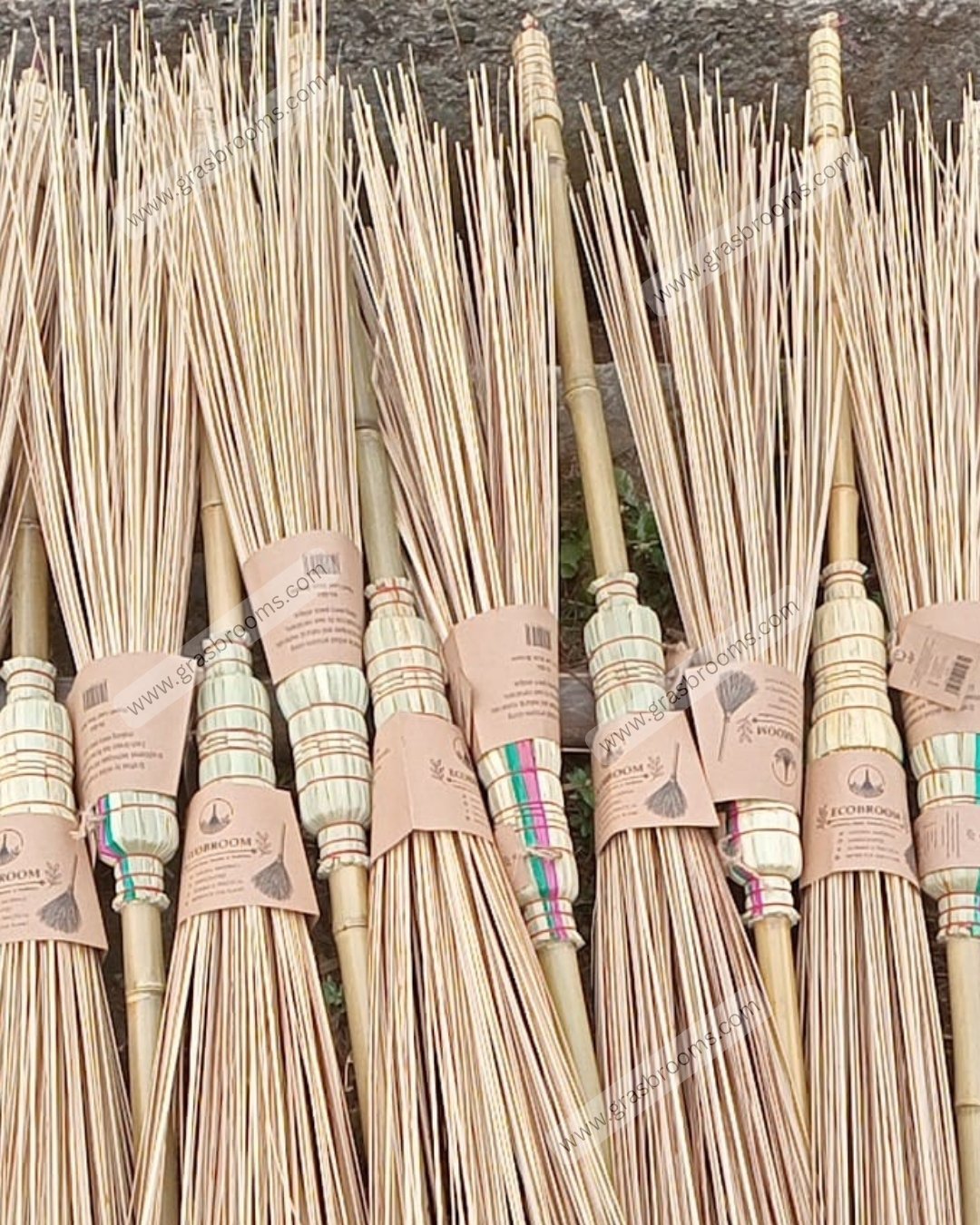 Coconut Leafstick Broom - Image 4